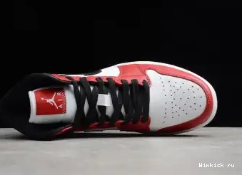 1 AIR “CHICAGO” MID JORDAN 0521